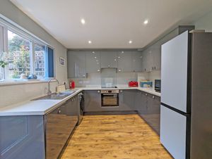 Photo 11- click for photo gallery